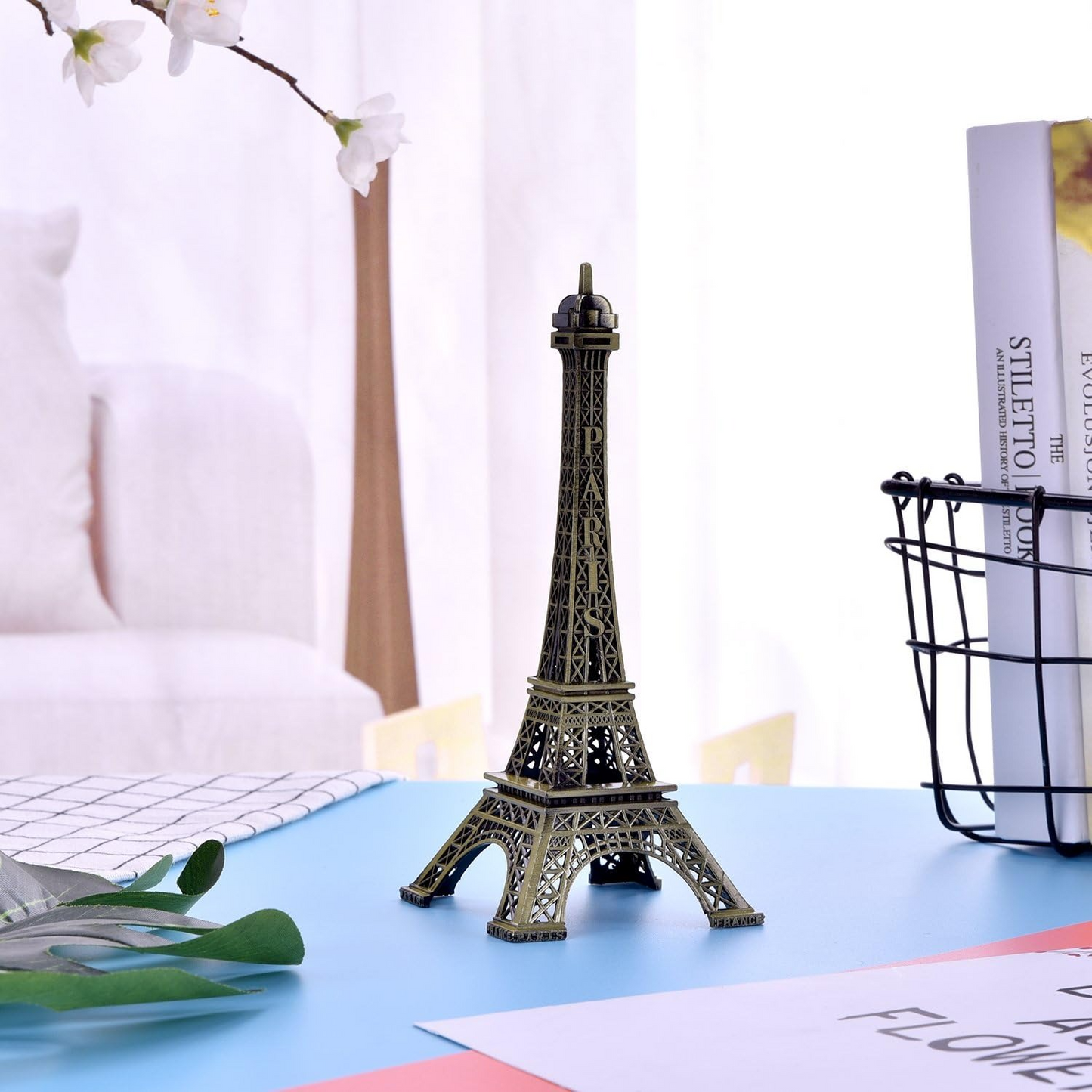 1 Pc Eiffel Tower Wooden